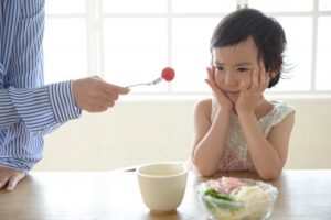 好き嫌いがあることは成長の証 食の育ちをやさしく見守るために保育士さんができること 保育のお仕事レポート