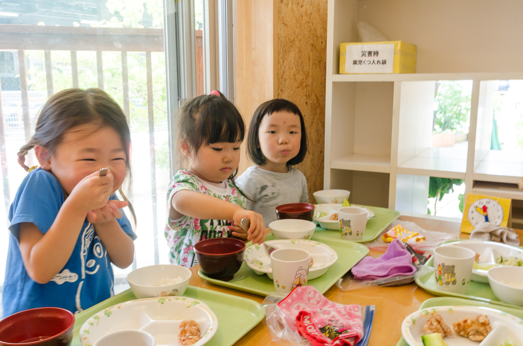 導入検討中の園必見！さくらしんまち保育園のセミ・バイキング給食から